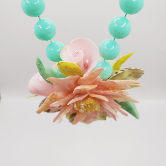 RARE Vintage Sea Shell Flower Necklace Green Peach Teal White Pink 19" - Picture 14 of 16
